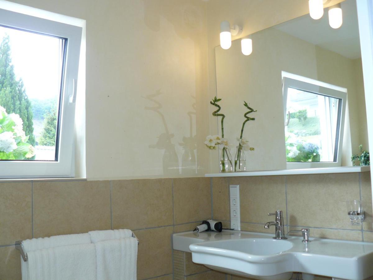Gaestehaus Ina-Maria, Apartments Obernhof 외부 사진