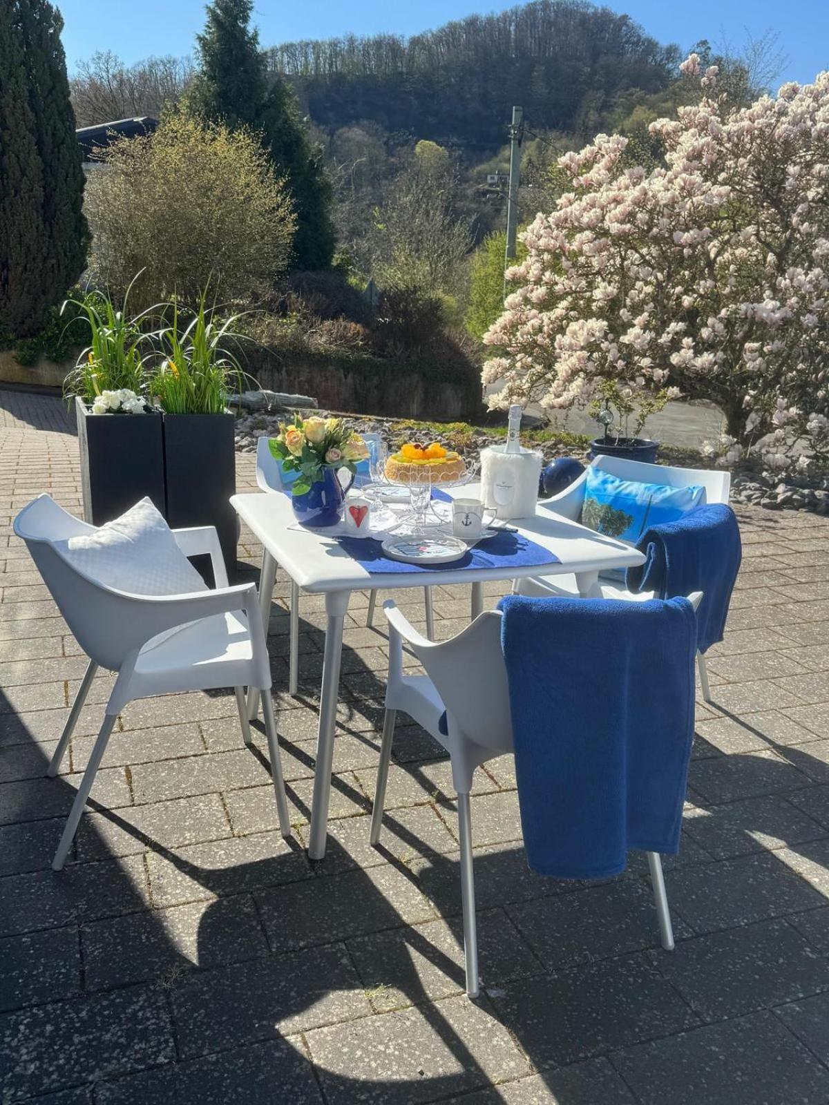 Gaestehaus Ina-Maria, Apartments Obernhof 외부 사진