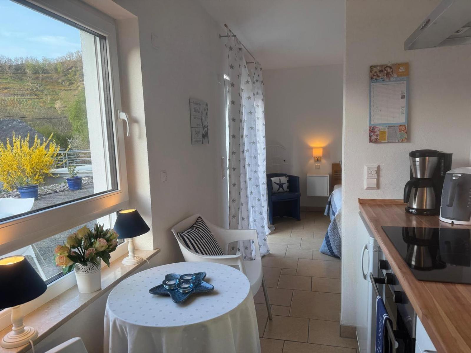Gaestehaus Ina-Maria, Apartments Obernhof 외부 사진
