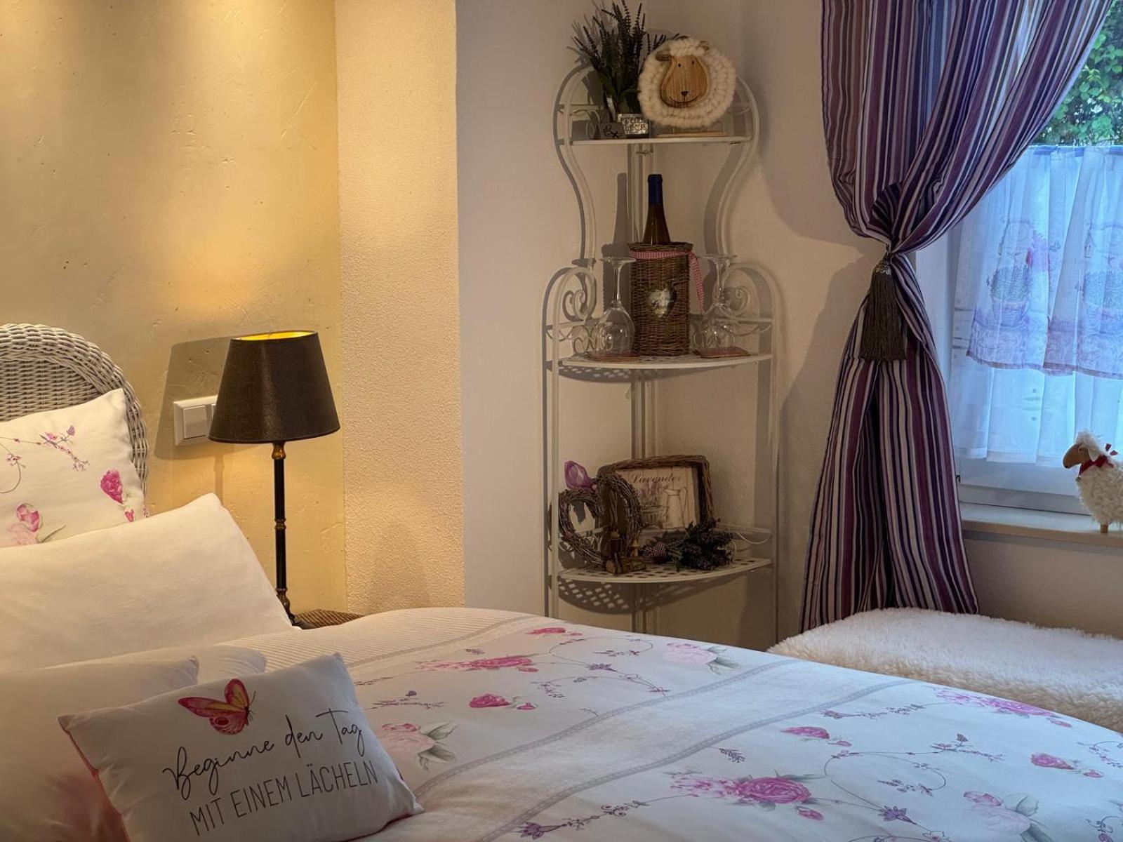 Gaestehaus Ina-Maria, Apartments Obernhof 외부 사진